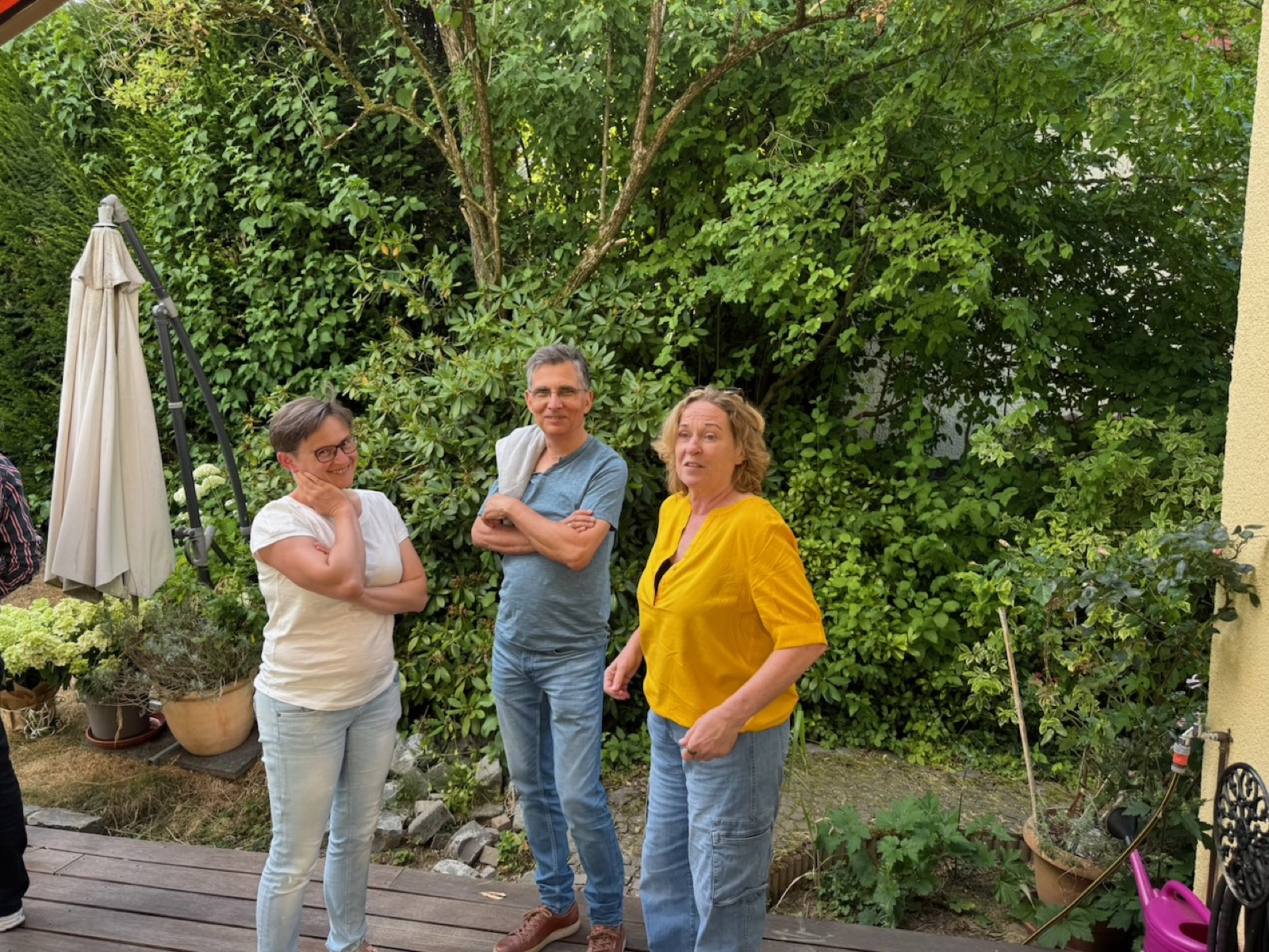 Colleagues involved at the garden party at the end of the semester